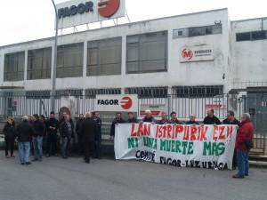 Elkarretaratzea asteazkenean 12:00etan Atallun, azken lan istripua salatzeko