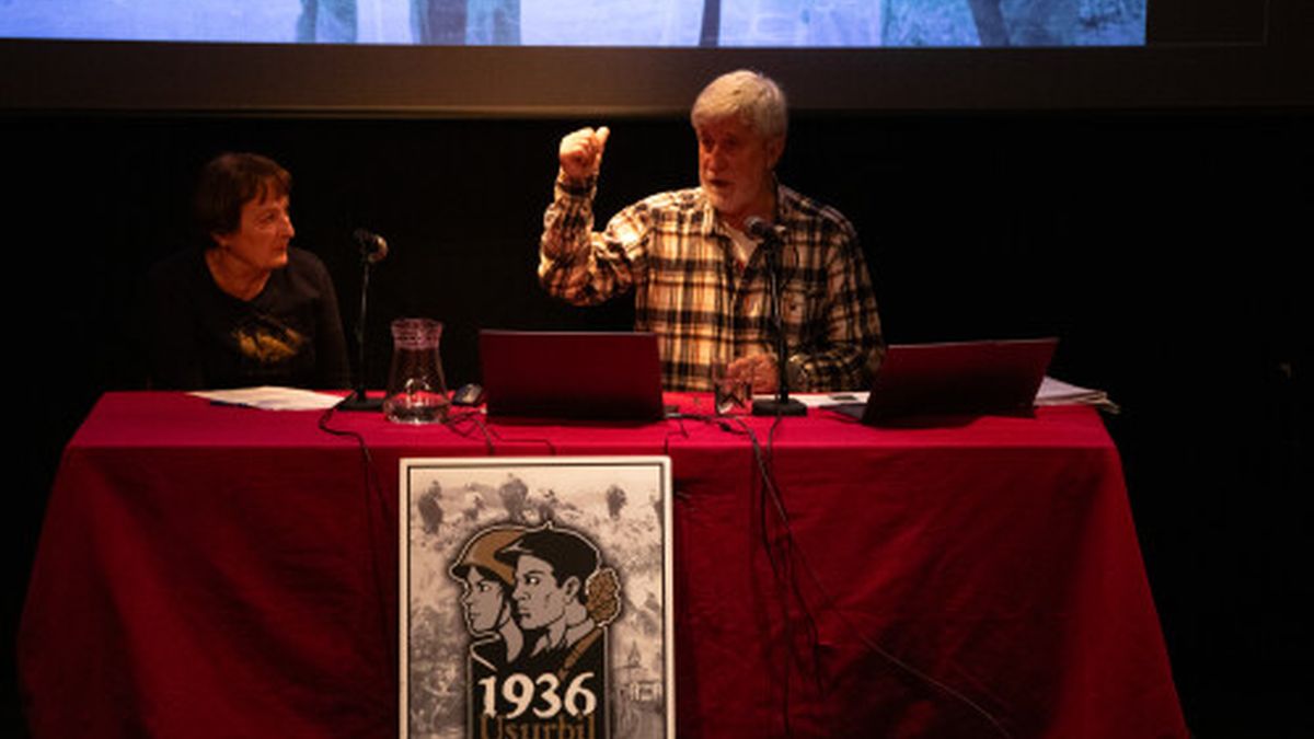 Usurbil 1936 elkarteak trantsizioaren inguruko hitzaldia eskaini du Sutegin