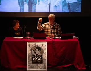 Usurbil 1936 elkarteak trantsizioaren inguruko hitzaldia eskaini du Sutegin