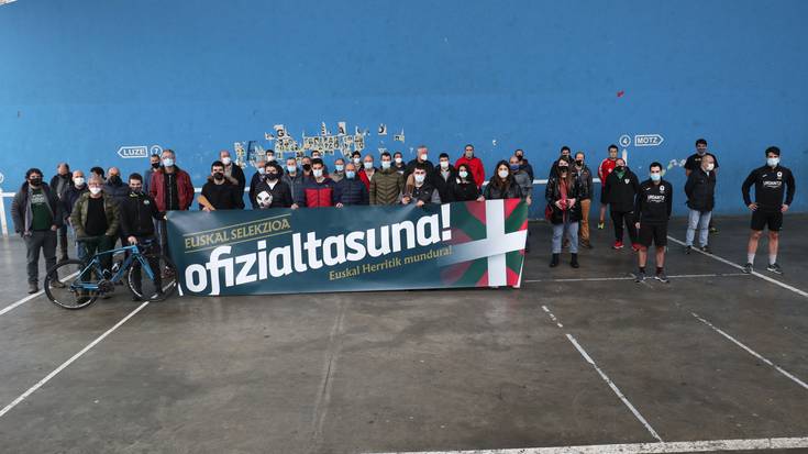 "Urte historiko baten aurrean gaude"