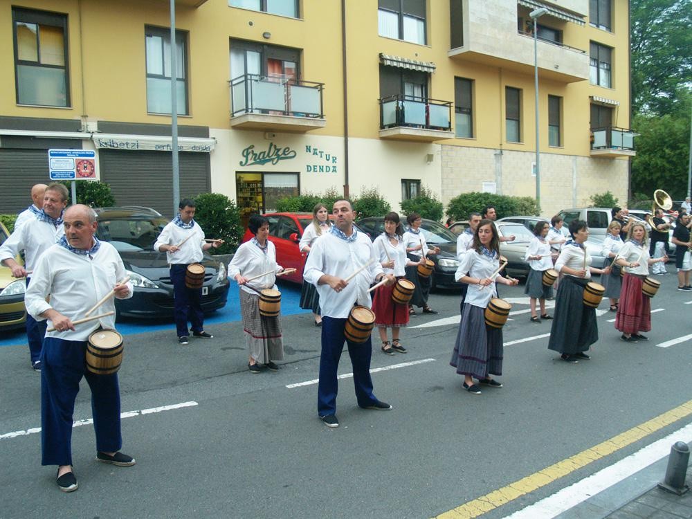 Danborrada taldea, jaien atariko azken entsegu saioetan