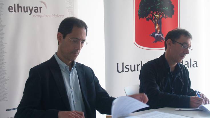 Lankidetza hitzarmena sinatu dute Usurbilgo Udalak eta Elhuyar Fundazioak