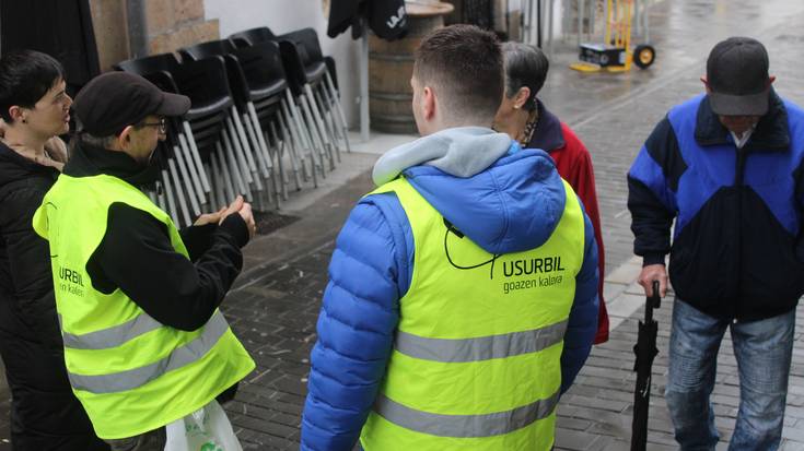 Elkargunea abuztuko ostiraletan, etenaldi garaiko bakardadea arintzeko