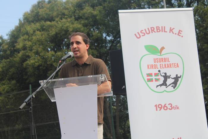 Roberto Ramajo, Foru Aldundiko Kirol Zuzendaria: "Ilusio, irakaspen eta arrakastaz beteriko denboraldia izatea desio dizuet"