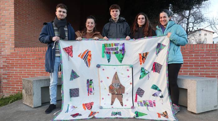 "Mozorrotu eta jendeak berea senti dezala festa hau"