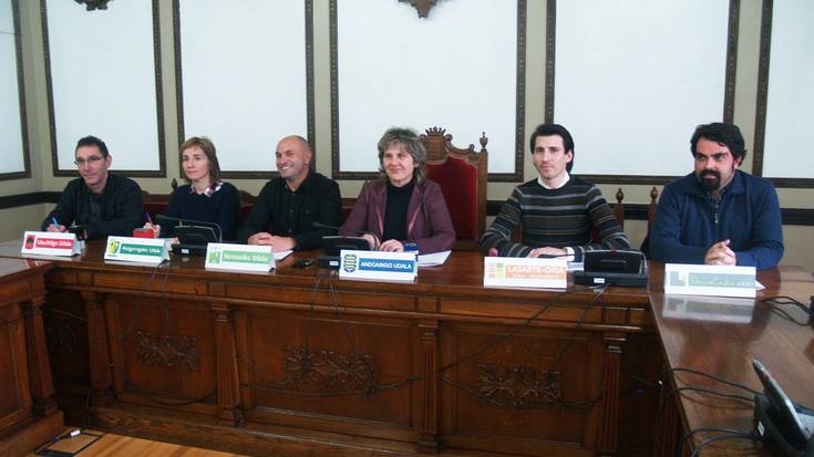 Eskualdea garatzeko lankidetza hitzarmenak onura handiak ekarriko ditu EHBilduren ustez