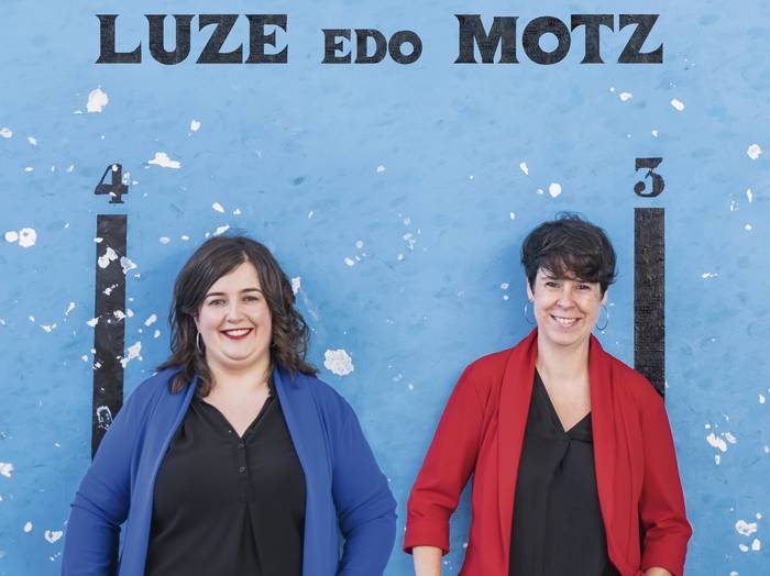 "Luze edo Motz" emanaldia
