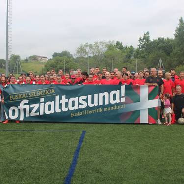 Euskal Selekzioaren aldeko solasaldia
