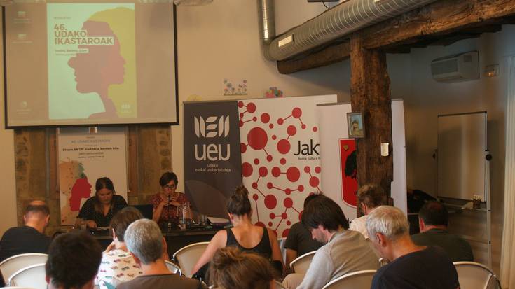 Osteguneko "Birusak, distopiak eta mundu berriak" Jakin Jardunaldiak online jarraitzeko izena ematea zabalik