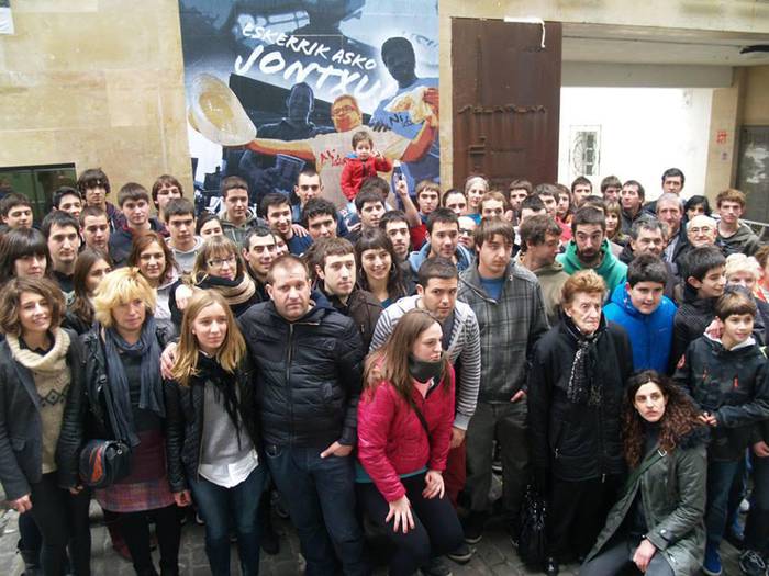 Jon Uribe omentzeko eguna, urtarrilaren 3a
