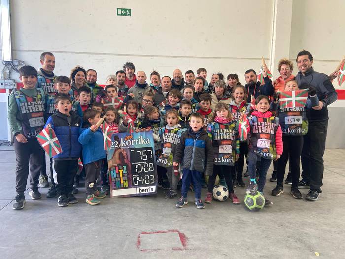 "Bizi beharreko esperientzia da hau"