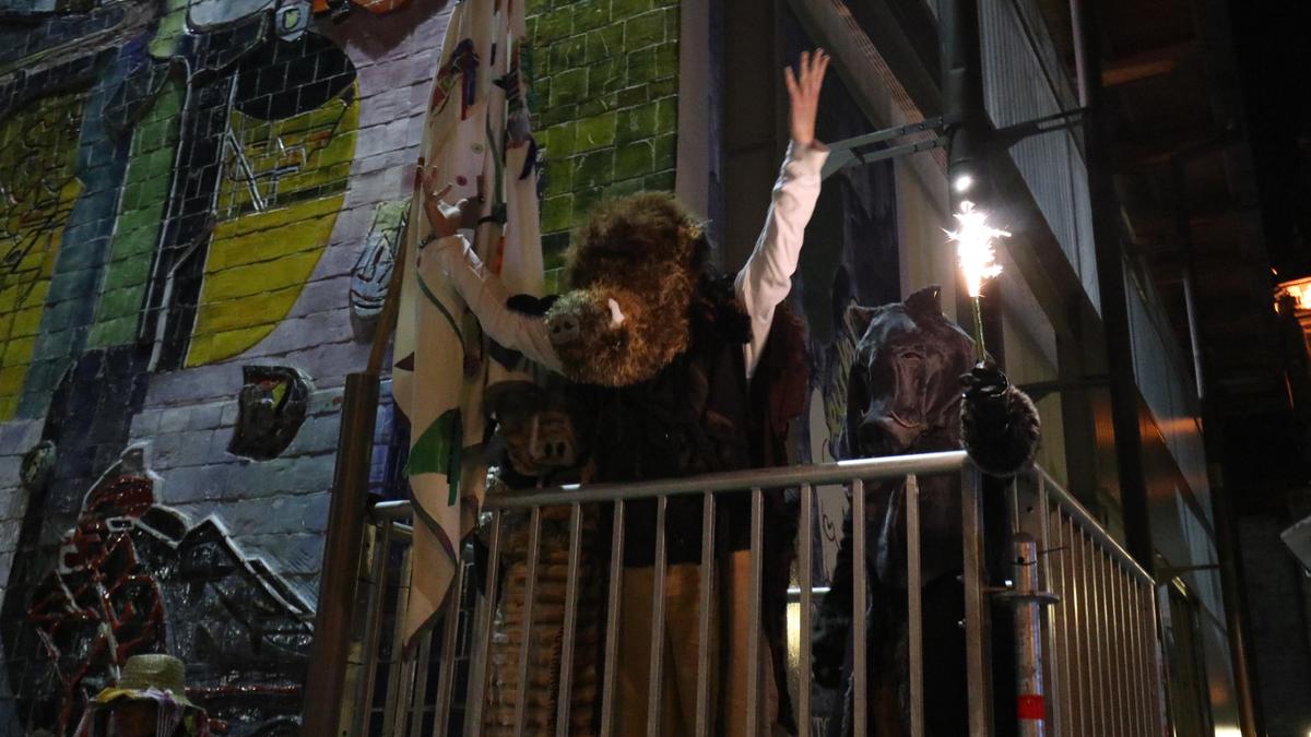 Urde badator, herri inauteriak prestatzeko garaia