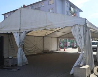 Uda giroko sagardo festarako jaigunea prestatzen hasiak dira