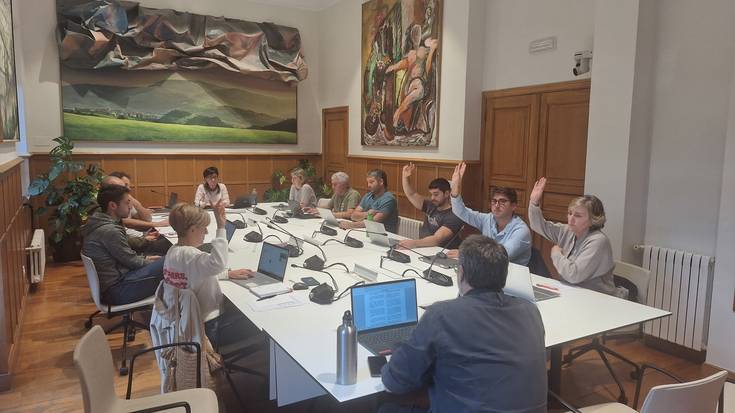 EAJ eta PSE alderdiek mozio alternatiboa aurkeztu dute, ez dute onartu