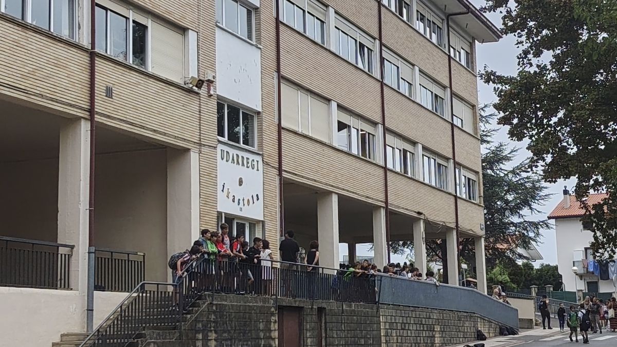 Ikasturte berria martxan, ohikotasunera itzularazi digun astelehena gaurkoa