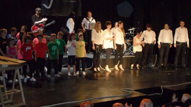 Irailaren 12an, denok batera "Lotzen GaTTunk" abestera
