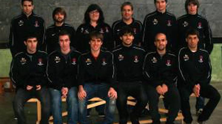 Senior mutilen futbol taldearen final handia, 17:00etan Berion