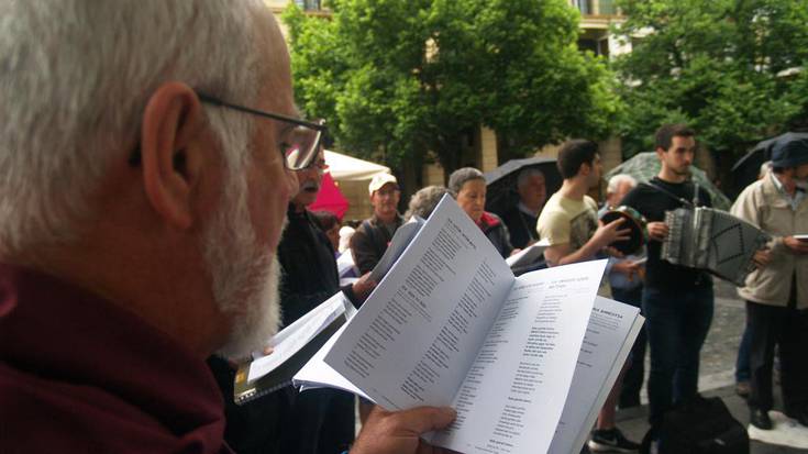 Larunbateko kantu-jira, eguerdiz oraingoan