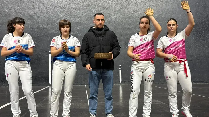 Miriam Arrillagak eta Amaia Aldaik binakako txapelketako lehen postua eskuratu dute