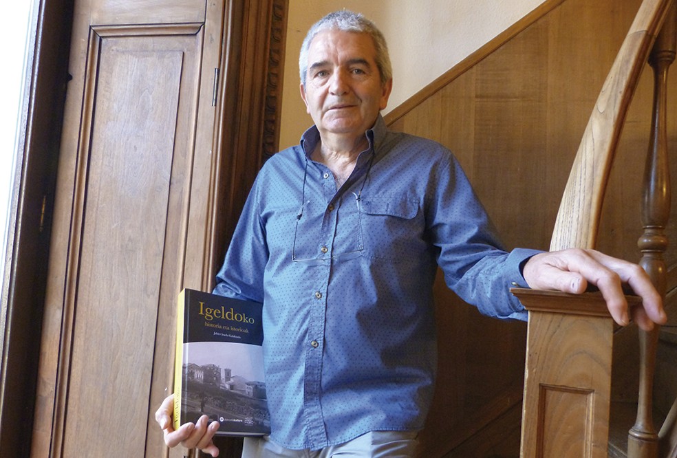 “Igeldoko historia eta istorioak ahozko ondarean oinarritutako liburua da"