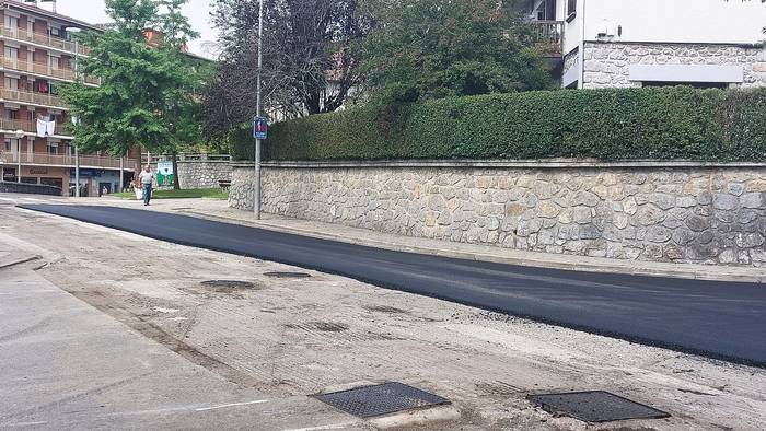 Asfaltatze lanen azken txanpan, gaur Puntapaxen