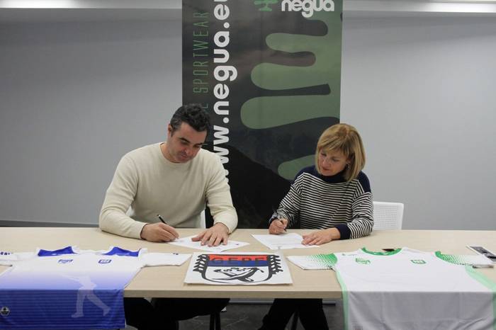 Neguak eta Gipuzkoako Euskal Pilota Federazioak lankidetza-hitzarmena sinatu dute