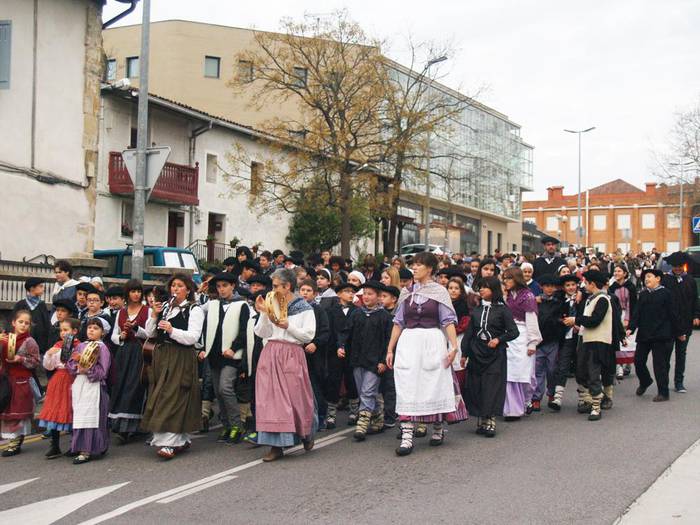 Ikasgeletara itzultzeko eguna