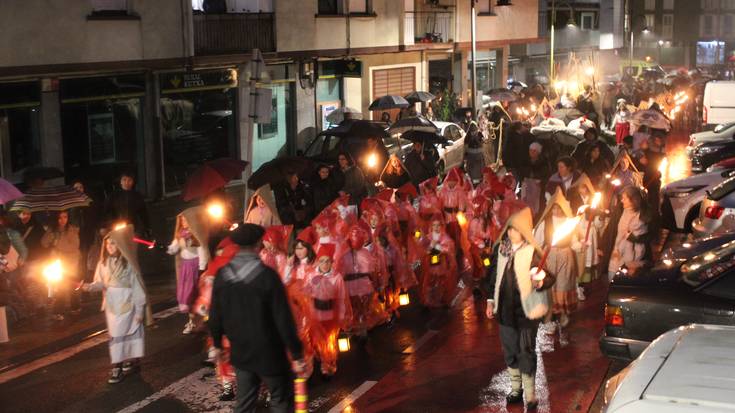 Negu hasierako ospakizunak iruditan