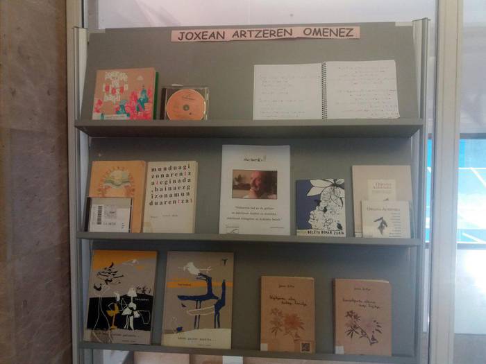 Joxean Artzeren ekainaren 16ko omenaldian parte hartzeko izena ematen ari dira herritarrak