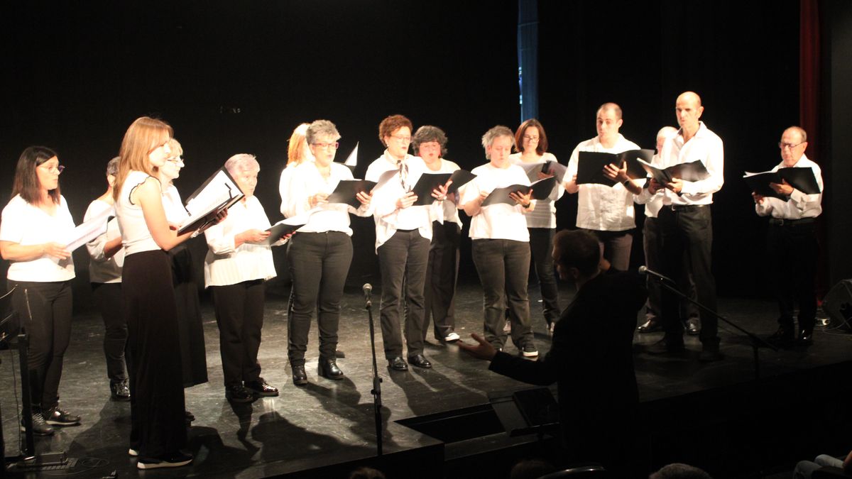 Kantu modernoko ikasleen kontzertua gaur, larunbateko ibilbide musikatuaren aurretik