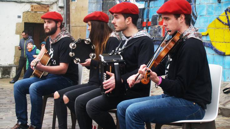 Manex Torrealdai, Laiotz taldeko kide berria