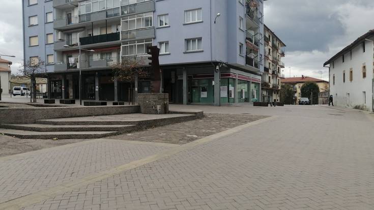 "Herri bizi baten alde, aurrera ostalaritza!" aldarripean mobilizatzera deitu dute