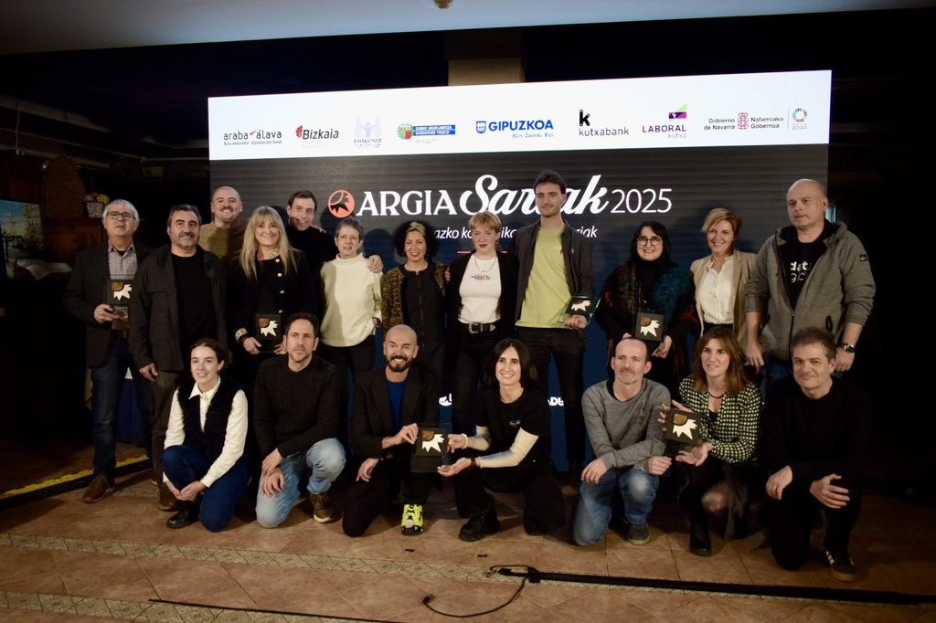 Gaur banatuko dituzte Argia Sariak Atxegan