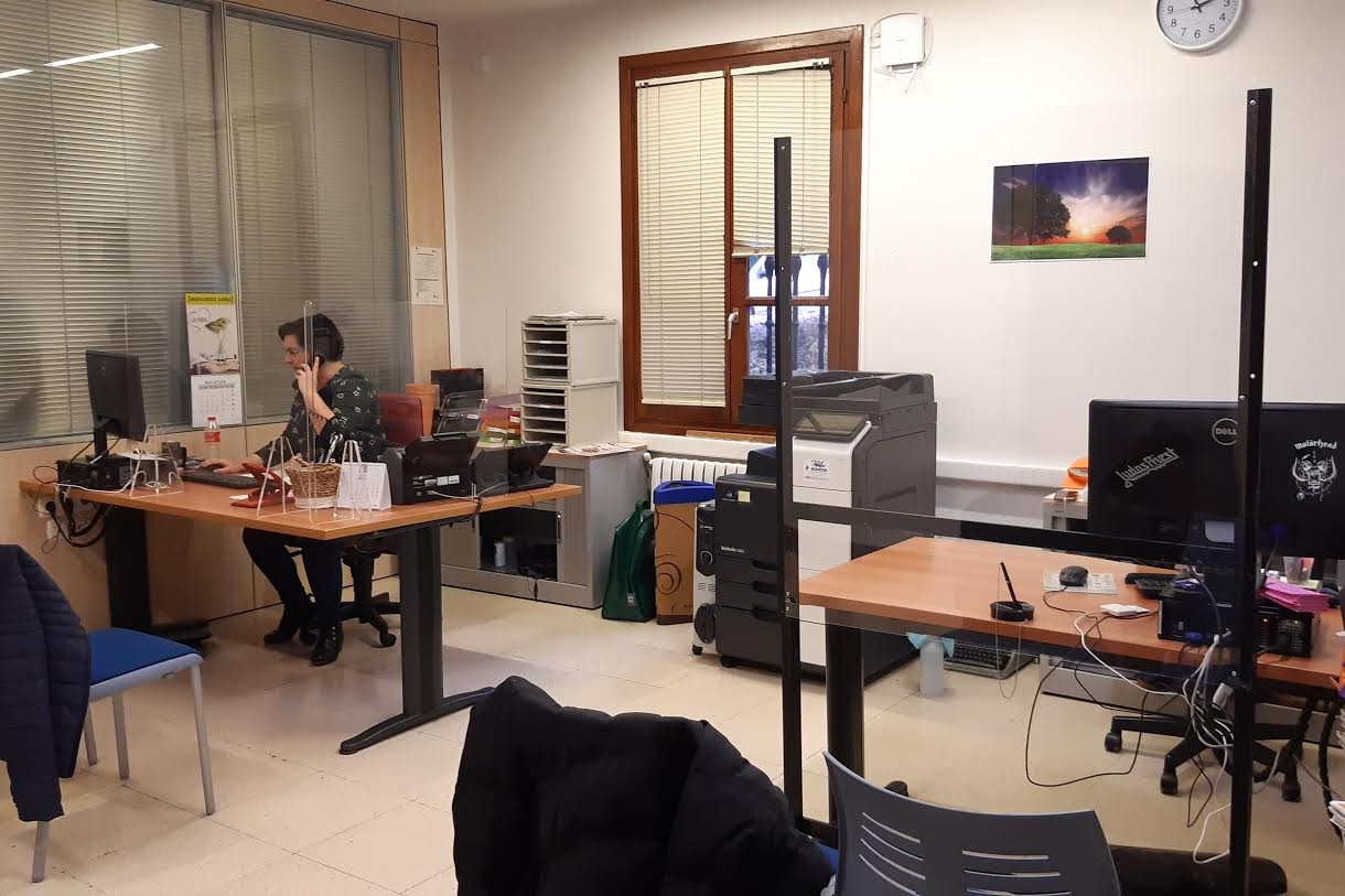 Udalak jendaurreko zerbitzua berreskuratuko du gaur, aurrez hitzordua eskatu beharko da