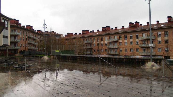Artzabalgo plaza berritzeko hitzarmena sinatu dute bizilagunek eta Udalak