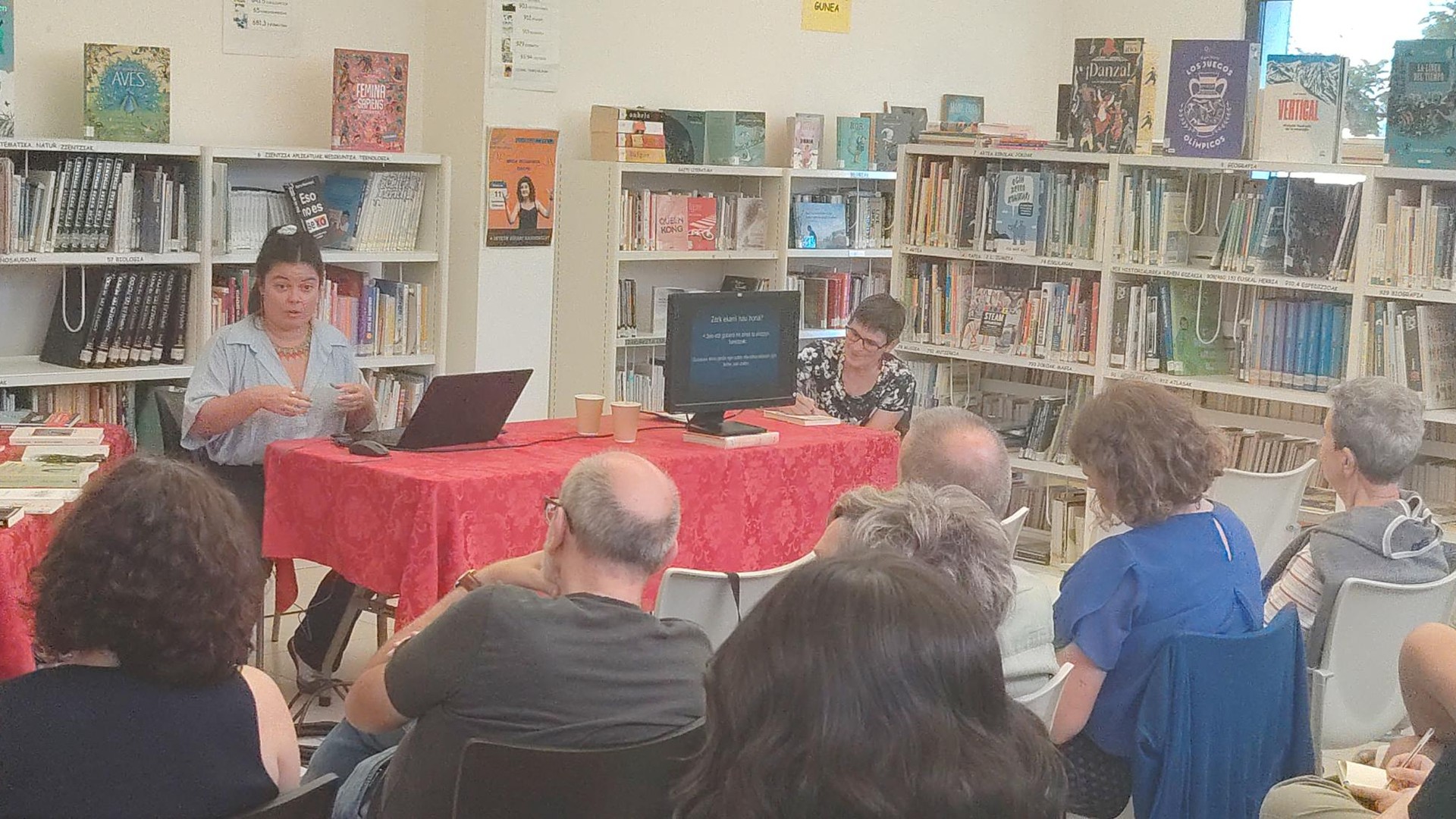 Gaurtik abian, uda osteko ekintzen zikloa udal liburutegian