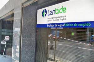 Beheranzko joera hautsi da, 360 langabetu abuztuan