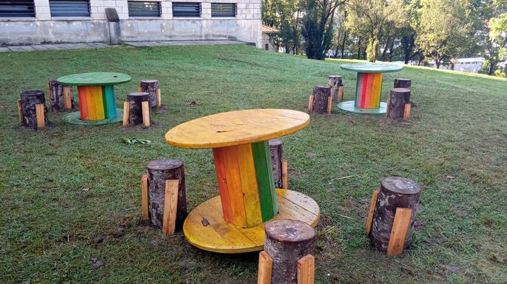 Ezezagunek Udarregi ikastolako hainbat espazio kaltetu dituzte
