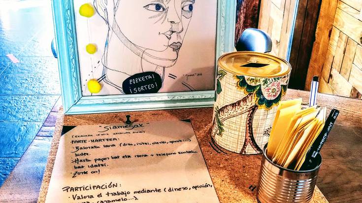 Zorione Mendezen "Marrak" erakusketa Artzabalen