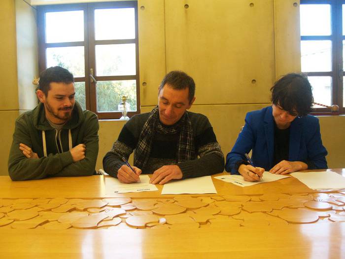 NOAUA! K.E. eta Usurbilgo Udala, beste 4 urtez elkarlanean aritzeko prest