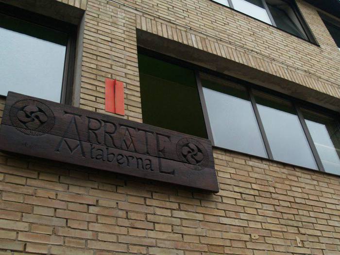 Aginagako Arrate elkarteko tabernaren kudeaketa zerbitzua, esleitzear