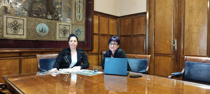 Mugikortasuna eta turismoa hizpide, Udalaren eta Foru Aldundiaren bileran