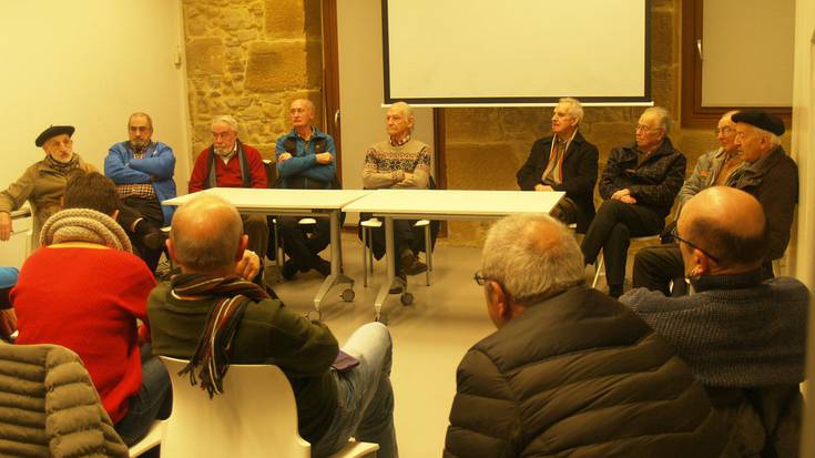 Xabier Amurizaren bisitaren ostean, Alurr dantza taldekoak datoz gaur Kaleragunera