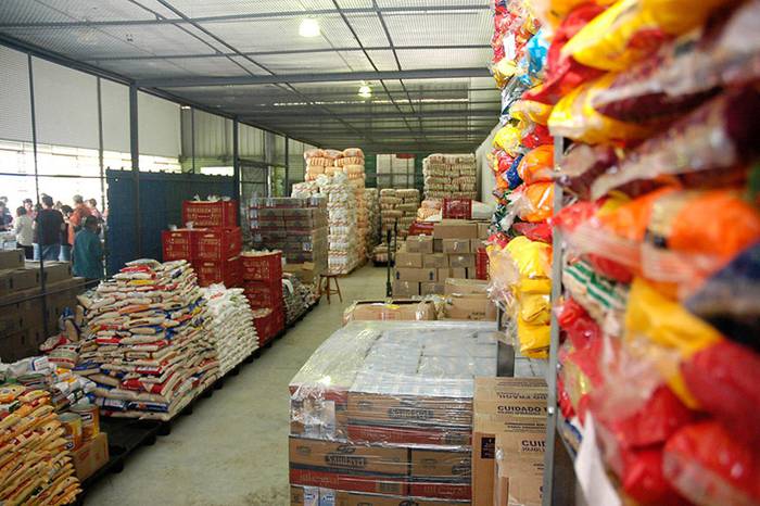 Elikagaien bankuarekin lankidetza indartzea eskatzen du PSE-EEk