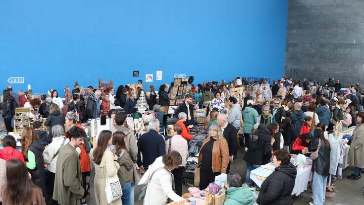 Frontoia artisauen erakuslehio bihurtu da