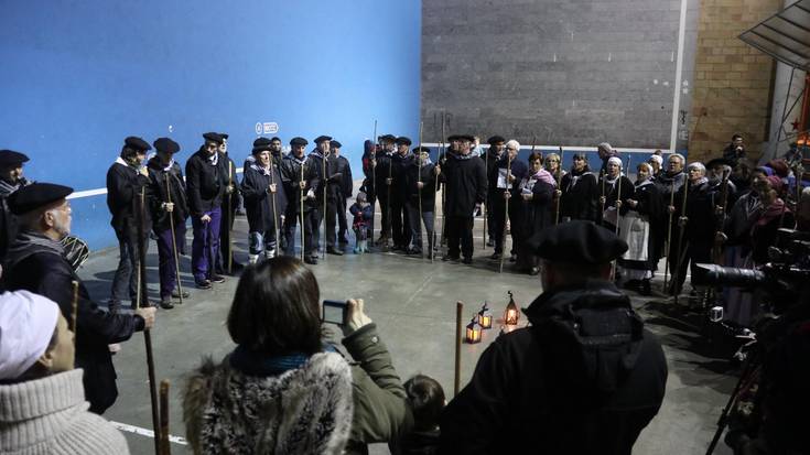 Agate Deunaren bezperako kantu saioaren ostean, hitzaldia gaur Jubilatu Astearen baitan