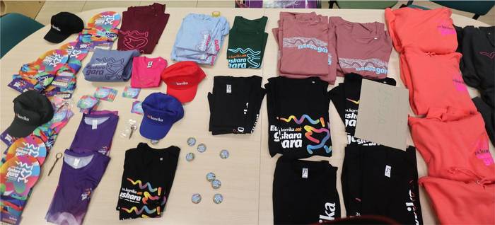 Korrikaren materiala Etumeta AEK euskaltegian ere eskuragarri