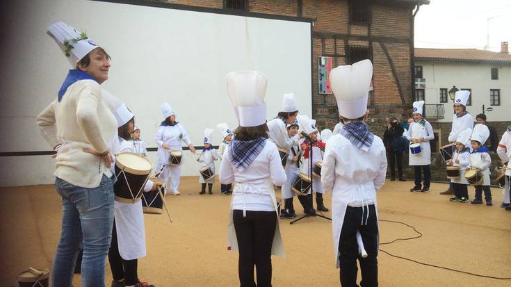 Danbor festa Zubietako Eskolan, Donostia Egunari aurre hartuz