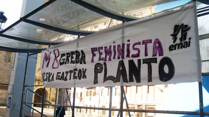 Usurbilgo Ernaik bat egin du jada, Martxoaren 8ko greba feministarekin