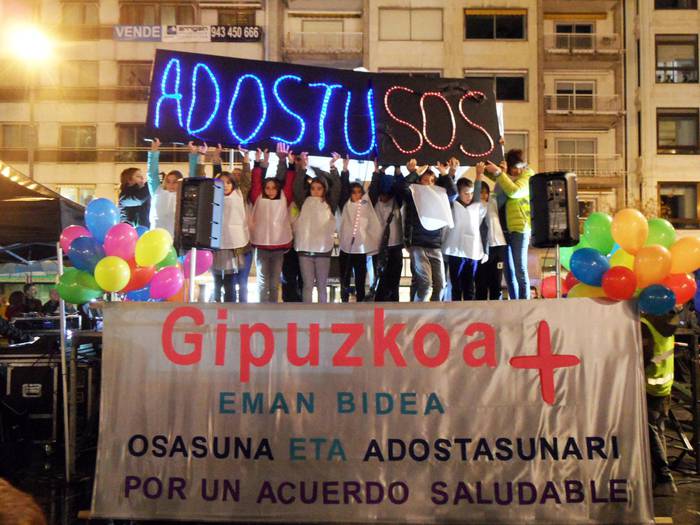 Adostasunaren aldeko GuraSOSen merienda-bilkura larunbatean, Donostian